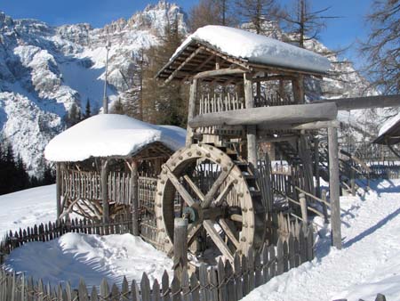 022 Wasserrad Bad Moos