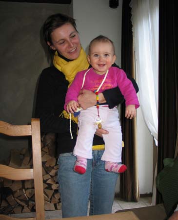 081 Frau_Tochter Harald Int