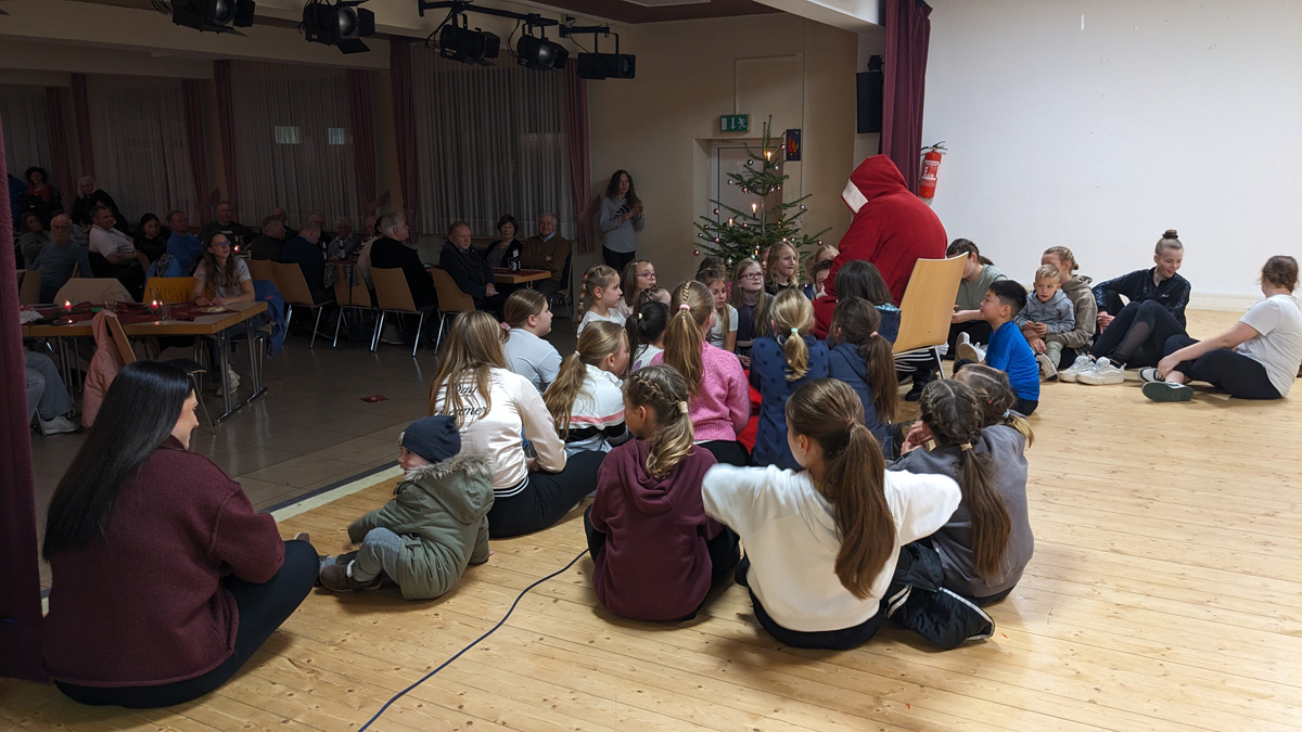 PXL_20241130_163649003